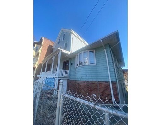 Foto del edificio - 421 Saratoga St