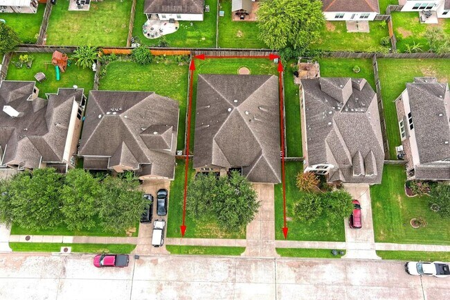 Foto del edificio - 2606 Chinaberry Ln
