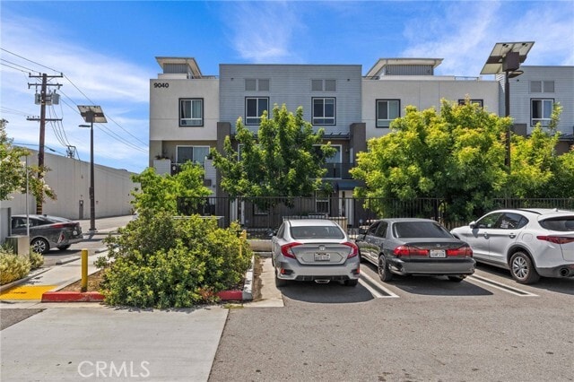 Foto del edificio - 9040 Garvey Ave