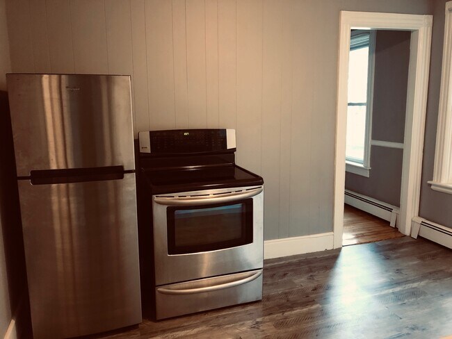 New appliances - 13 Broad St