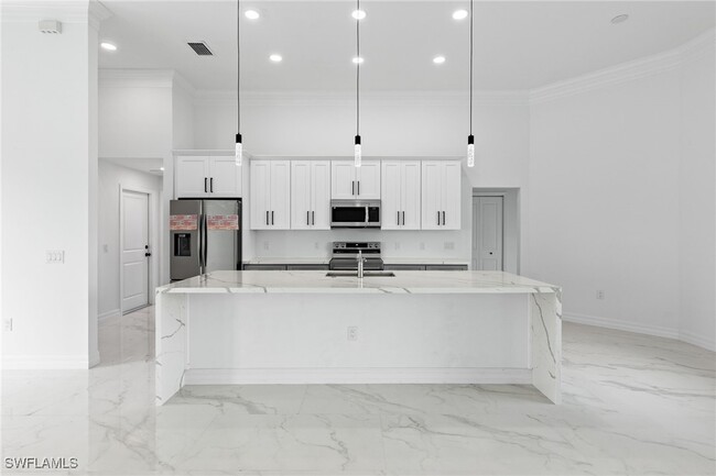Foto del edificio - 2208 Nelson Rd N