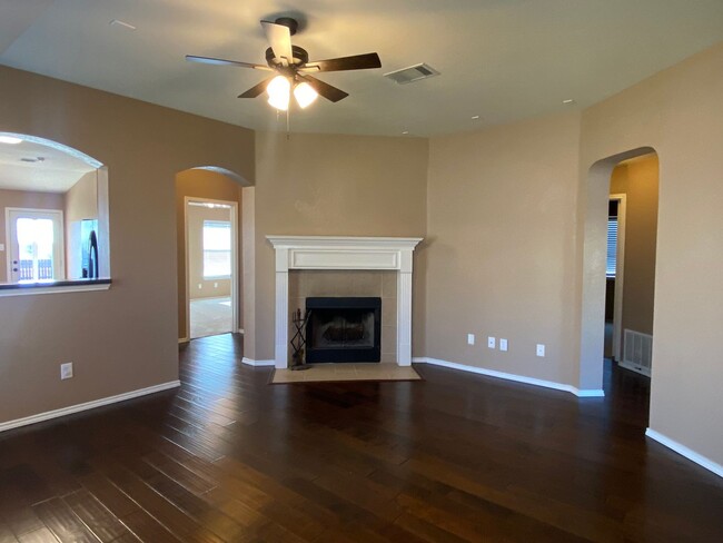 Foto del edificio - 3 BEDROOMS, COMMUNITY POOL, BELTON ISD