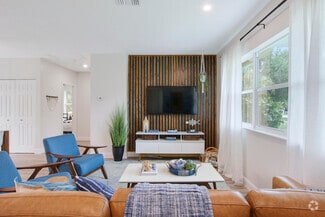 Building Photo - 2559 Conroy Dr
