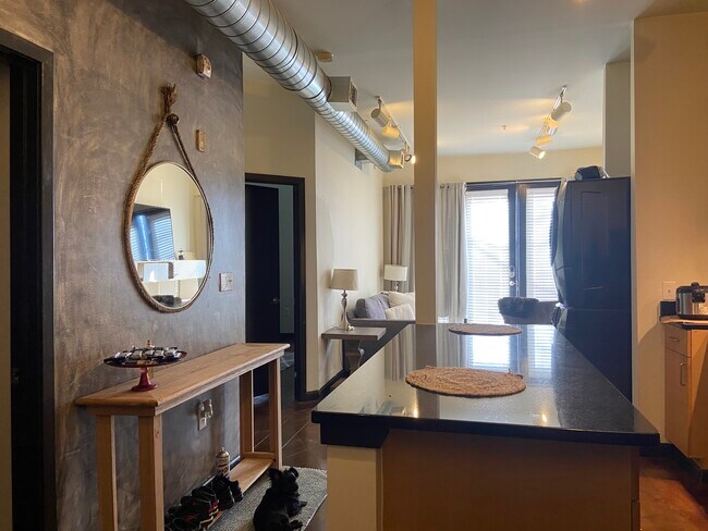 Foto del edificio - 5300 Peachtree Rd