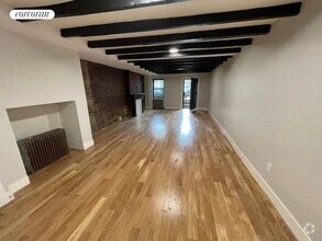 Building Photo - 257 Adelphi St