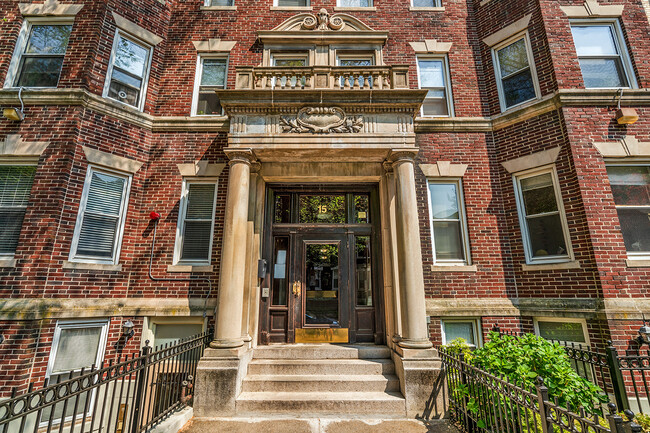 Building Photo - 19 Queensberry St