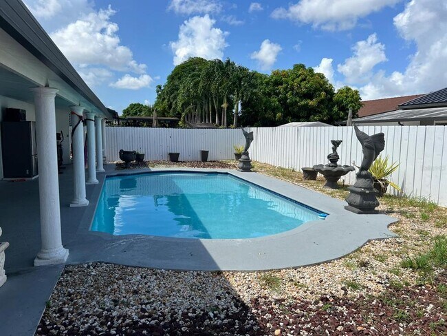 Foto del edificio - 17803 SW 152nd Pl