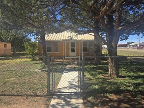 Building Photo - 316 N Walnut St Building Photo - 316 N Walnut St