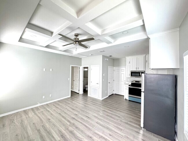 Foto del edificio - 3012 W Kenwood St