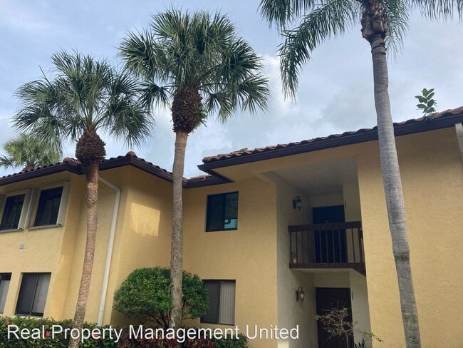 Building Photo - 50 Pelican Pointe Dr