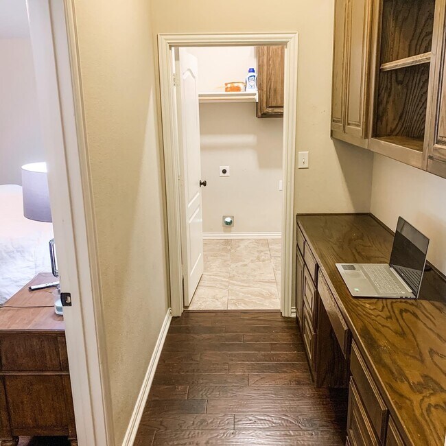 Building Photo - 354 Spyglass Dr