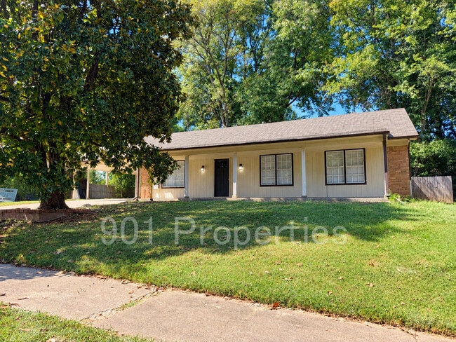 Photo - 5674 Montpelier Dr (Bartlett, TN) House
