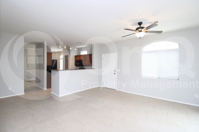 Foto del edificio - 2725 E Mine Creek Rd