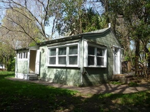 Building Photo - 1151 Arcadian Ave
