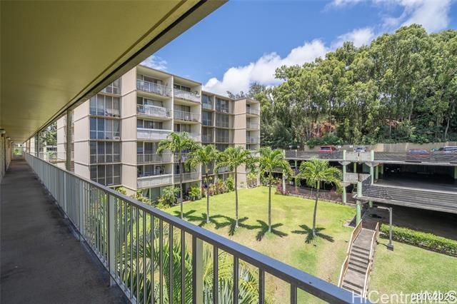 Foto del edificio - 95-2043-2043 Waikalani Pl