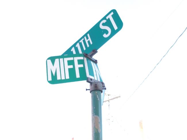 Building Photo - 1103 Mifflin St