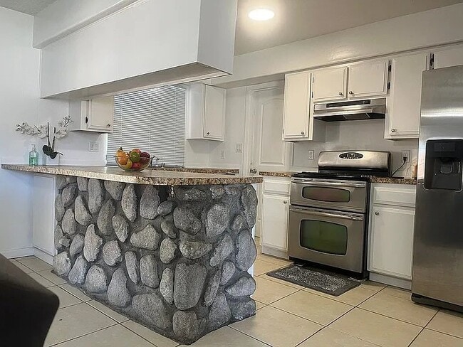 Foto del edificio - 6313 Scenic Way