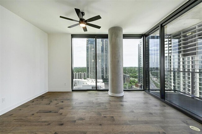 Foto del edificio - 84 East Ave