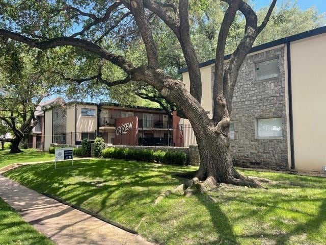Foto del edificio - 4206 Hawthorne Ave