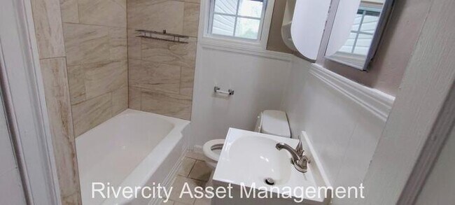 Foto del edificio - A Must See!!!!!! Section 8 Friendly!!!!