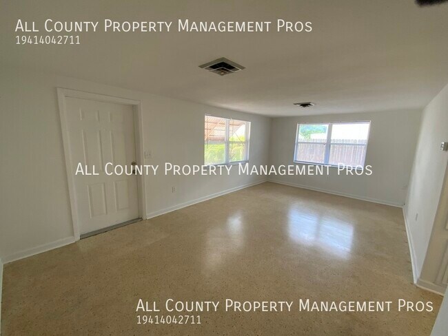 Building Photo - 5859 Olive Ave