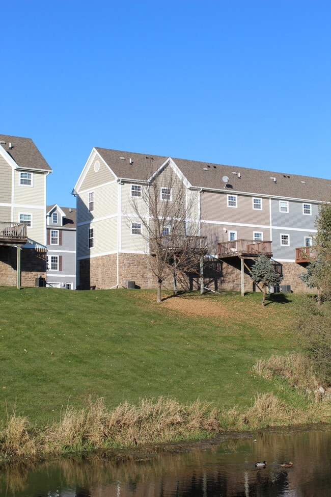 Building Photo - 3203 SW Arlan Ln