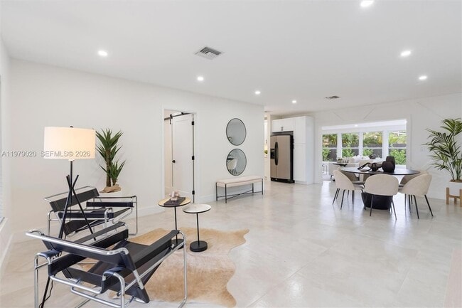 Photo - 1341 SW 10th St House