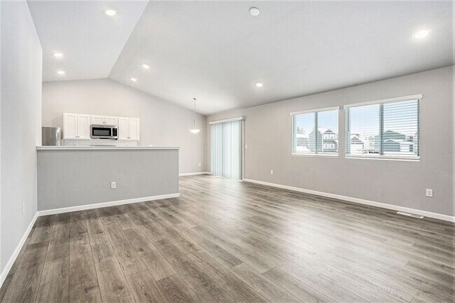 Building Photo - 10040 Pennridge Dr