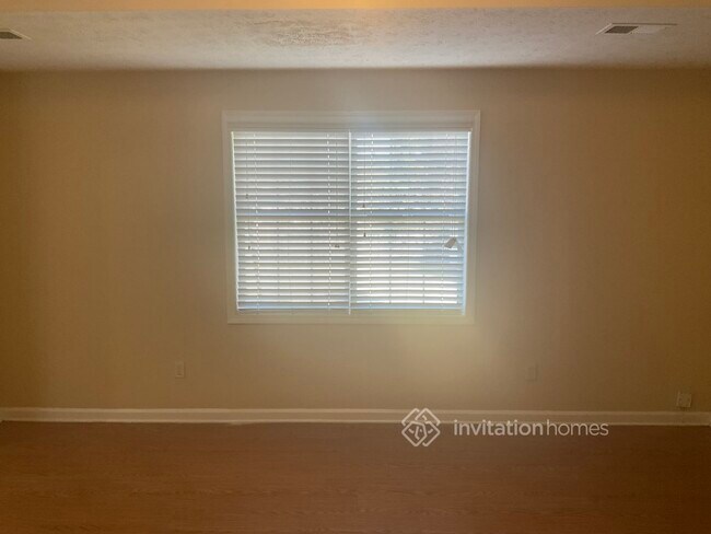 Foto del edificio - 1645 Rose Pointe Dr