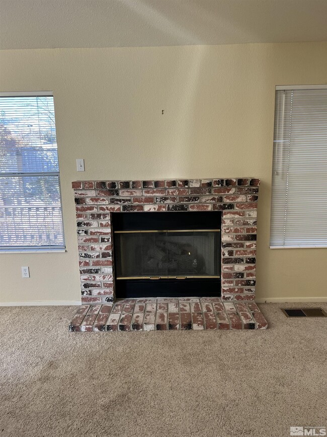 Building Photo - 6137 Greenbrook Dr