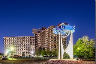 Satellite Hotel and Condos - 411 Lakewood Cir