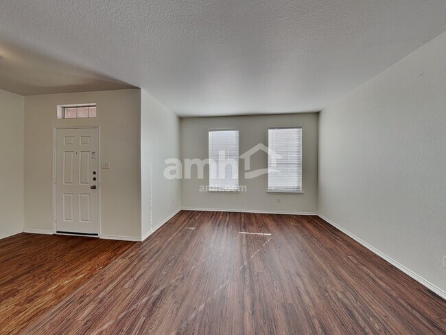 Foto del edificio - 1509 Marble Cove Ln