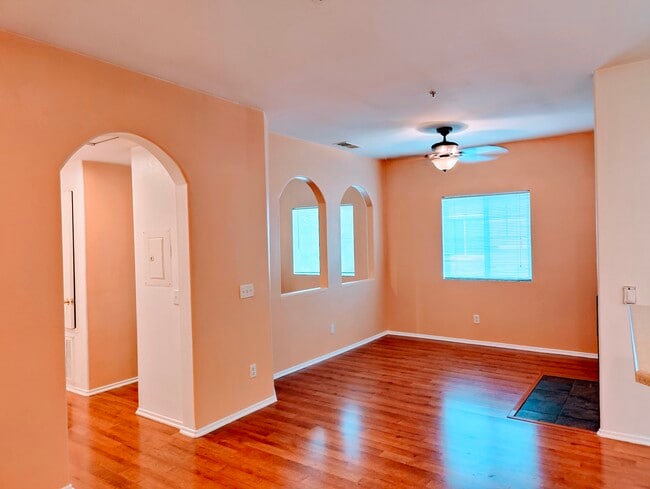 Foto del edificio - 26456 Arboretum Way
