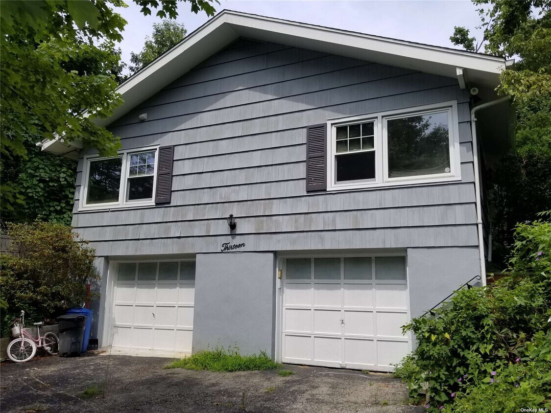 Primary Photo - 13 Wood Rd