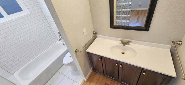 Photo - 1430 V Street Apartment