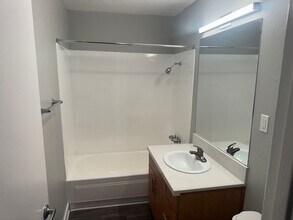 Interior Photo - The Circle Apartments At Long Beach