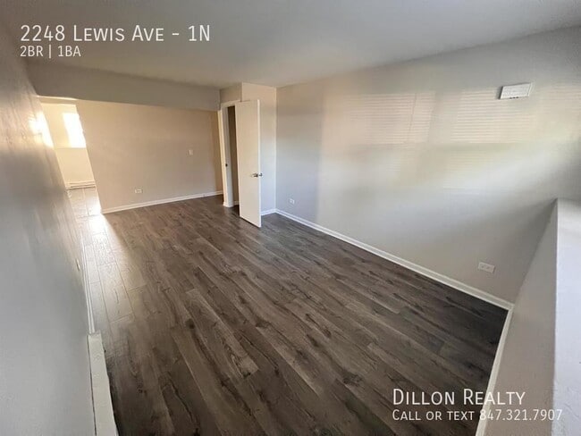 Foto del edificio - 2248 Lewis Ave