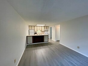 Building Photo - 611 Mt Homer Rd