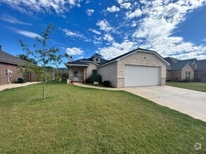 Building Photo - 402 Cowboy Ln