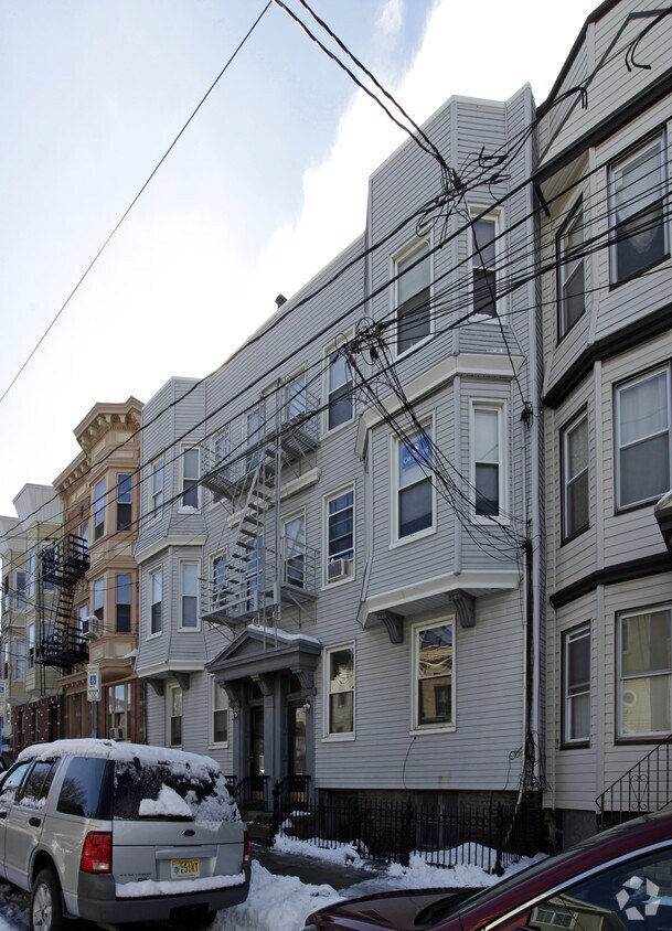 Building Photo - 29-31 Thorne St