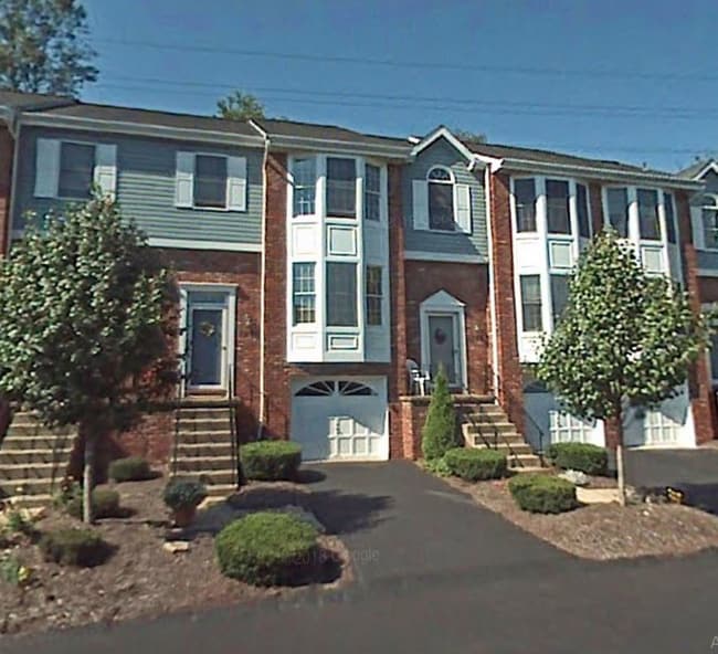 Photo - 1705 Timberidge Dr (Bethel Park, PA) House