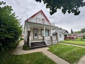 Building Photo - 3935 N 13th St