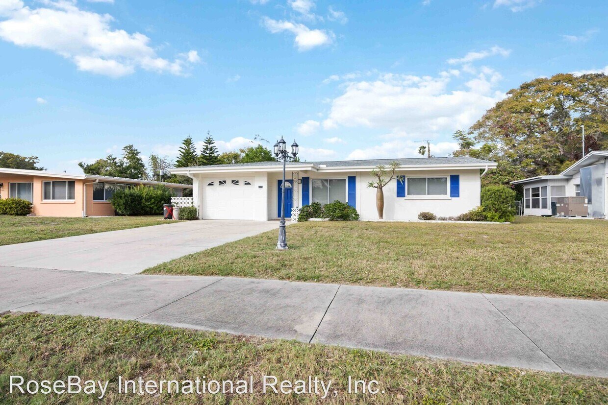 Primary Photo - 3 br, 2 bath House - 2223 Grove Street,