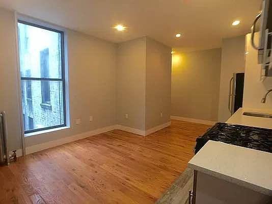 Foto del edificio - 3 bedroom in NEW YORK NY 10032