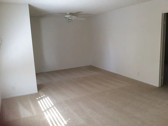 Building Photo - "Charming 1-Bedroom Retreat in Prime Irvine Location – Your Perfect Urban Oasis!"