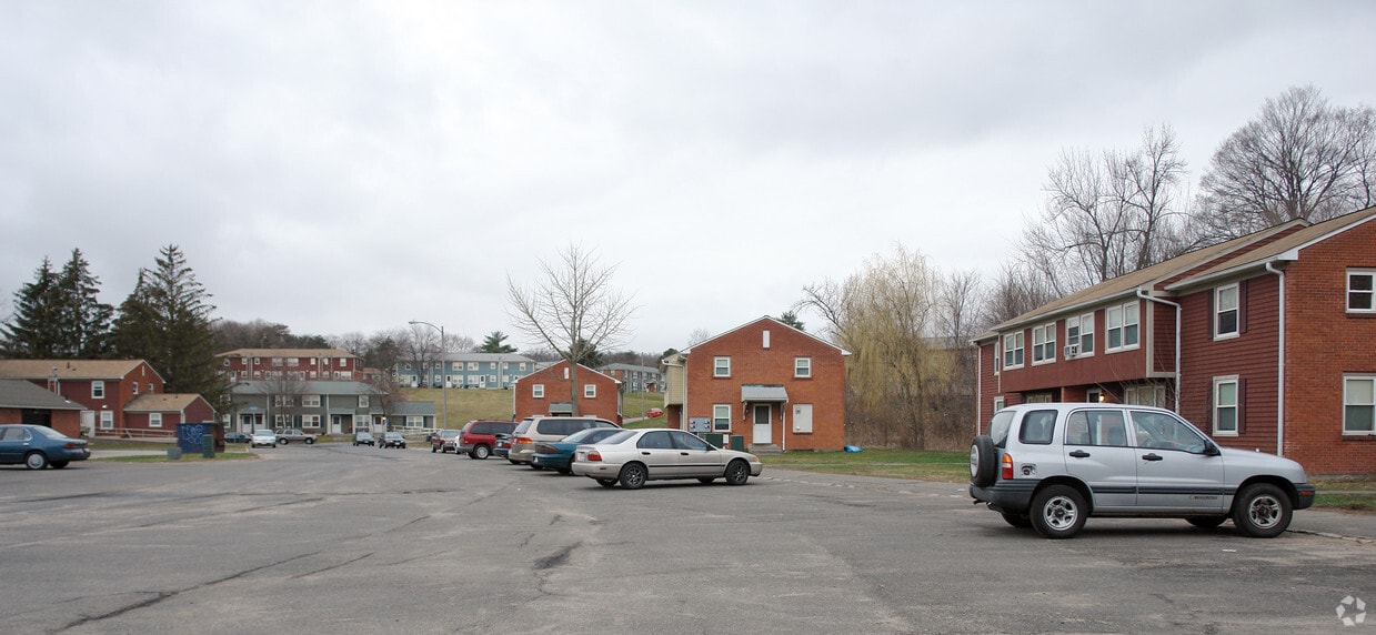 Building Photo - Beaudoin Village