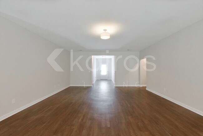 Foto del edificio - 471 White Oak Cir