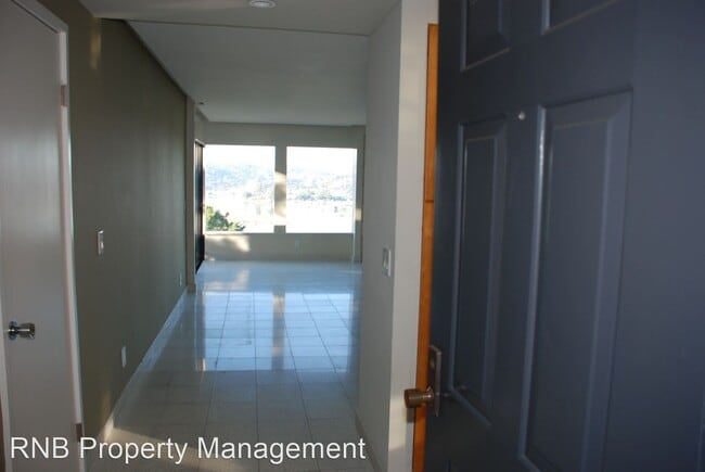 Building Photo - 1 br, 1 bath House - 555 Headlands Court