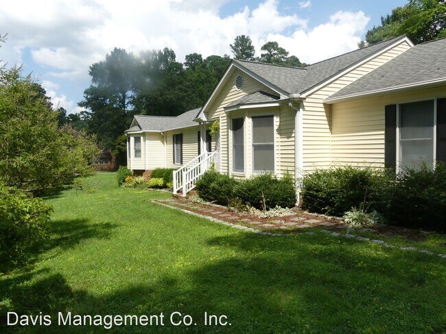 Foto del edificio - 4 br, 3 bath House - 7545 Corr Street