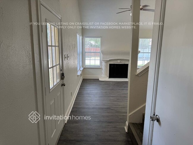 Building Photo - 7509 Creekfall Dr
